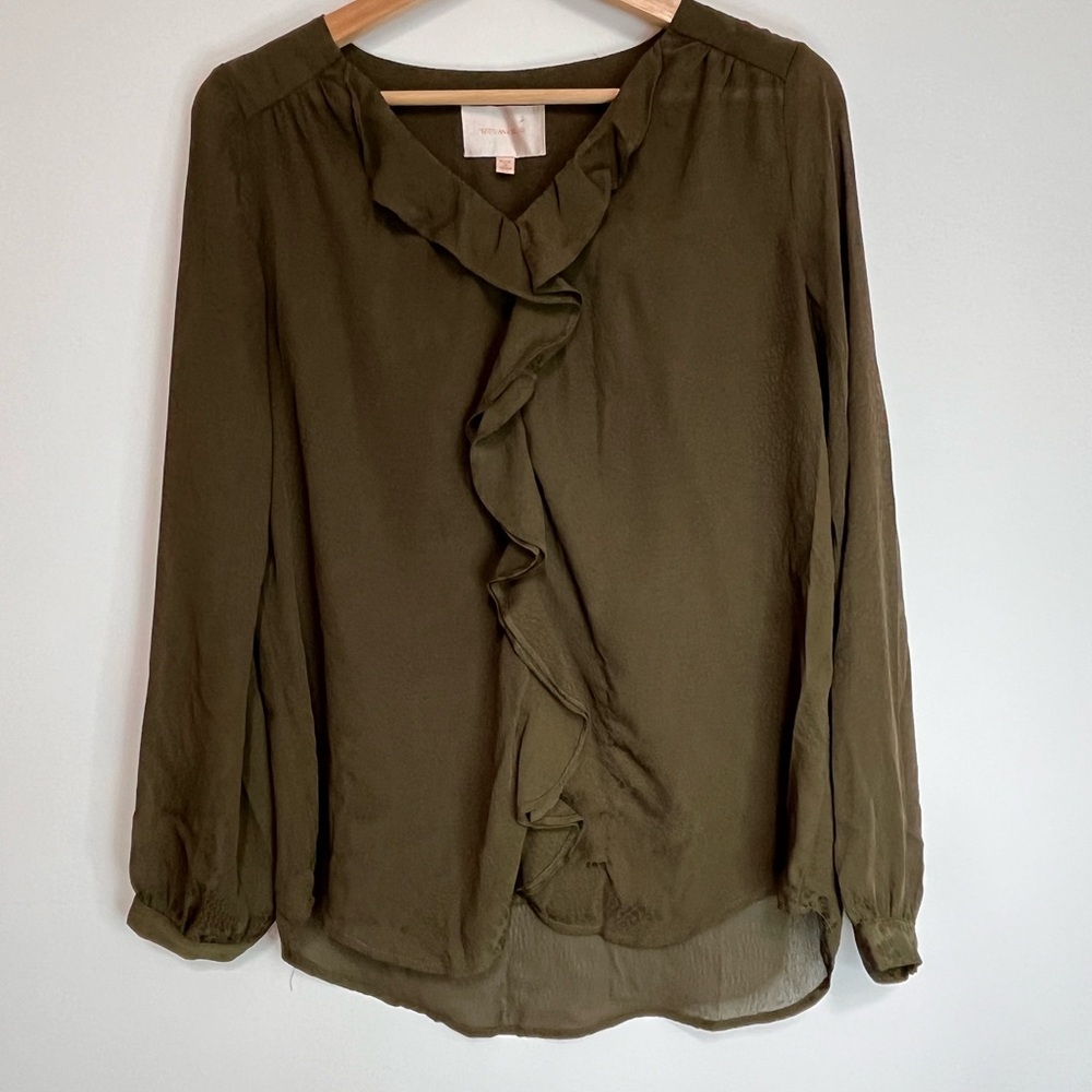 Skies Are Blue Olive Green Ruffle Blouse EUC Size XS